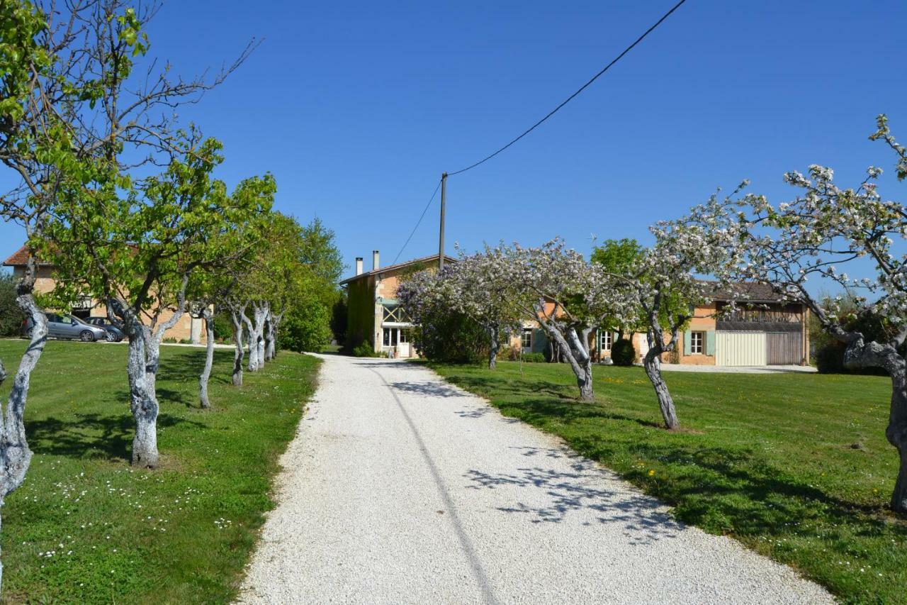 Ferme De Mouline Villa Sainte-Foy-la-Longue Bagian luar foto